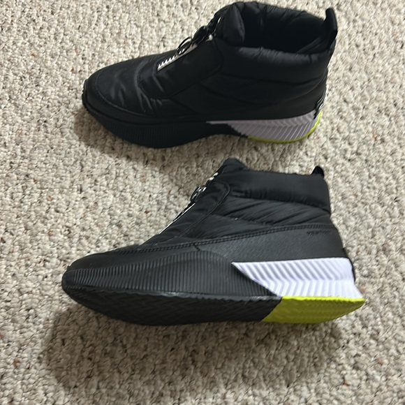 Sorel Puffy Zip Waterpr boot - Picture 2 of 3